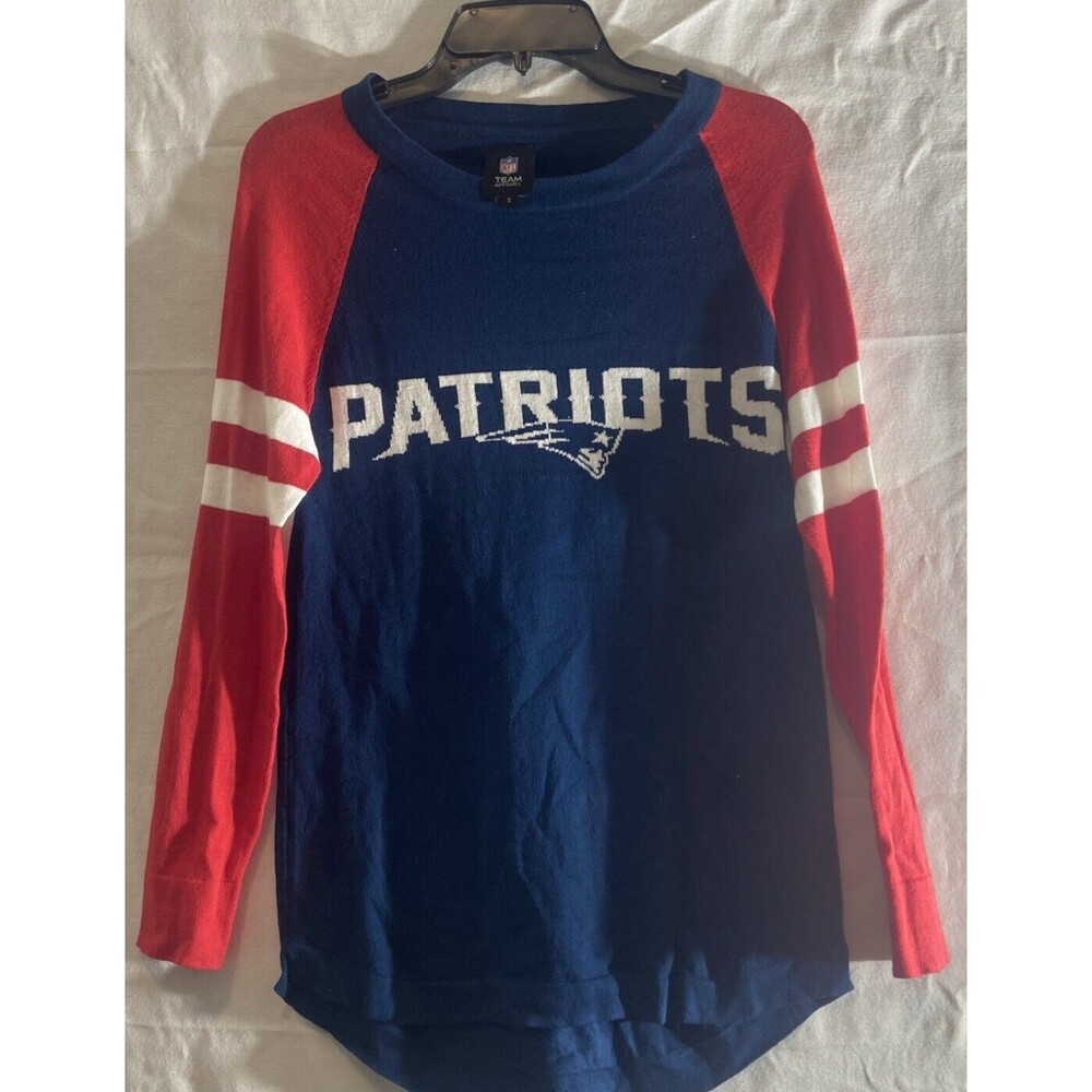 NFL Patriots Long Sleeve Shirt Size Small Blue NFL